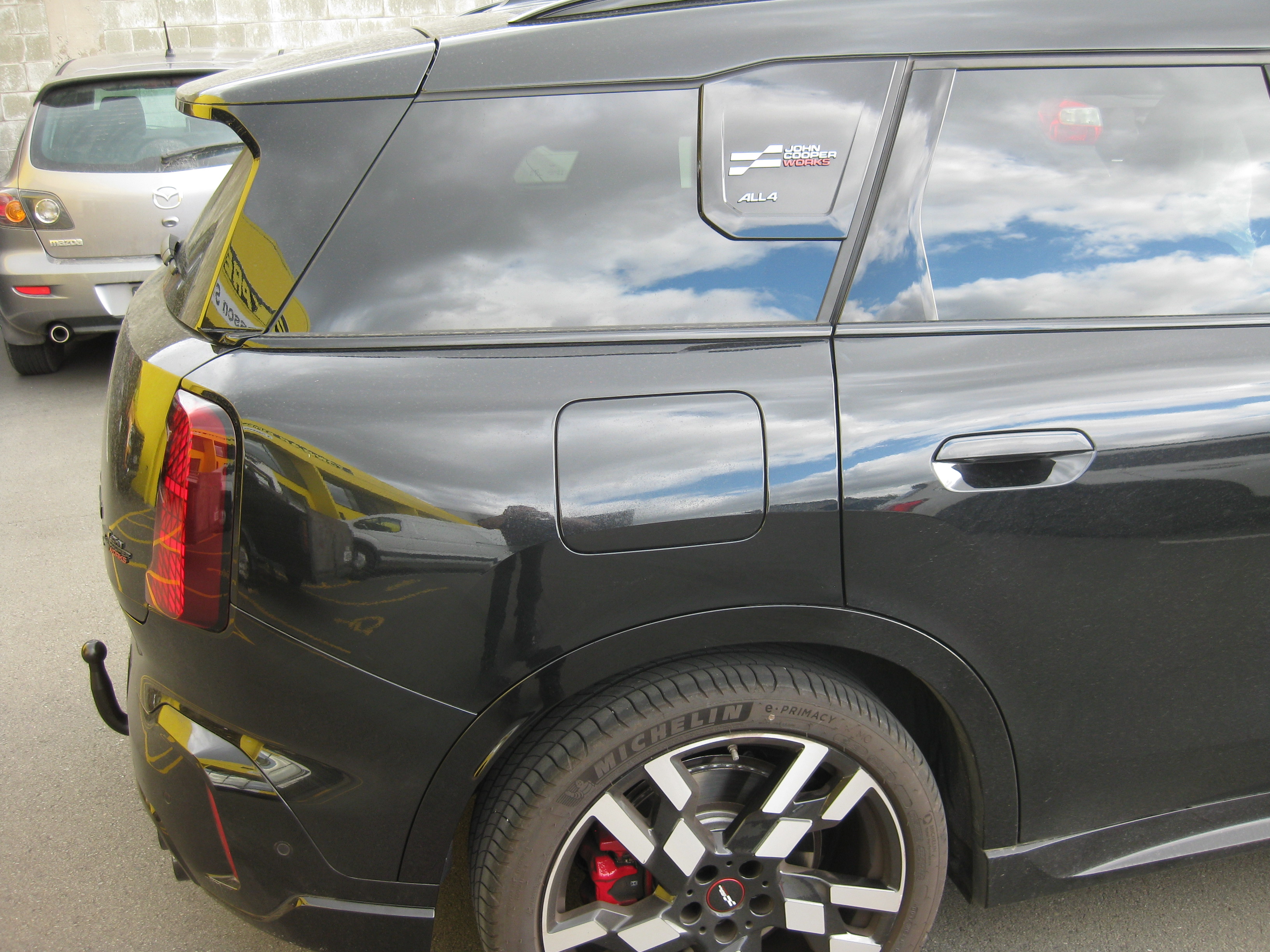 MINI COUNTRYMAN STATIONWAGON 2023-CURRENT